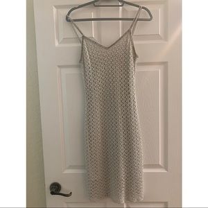 Silver crochê dress.